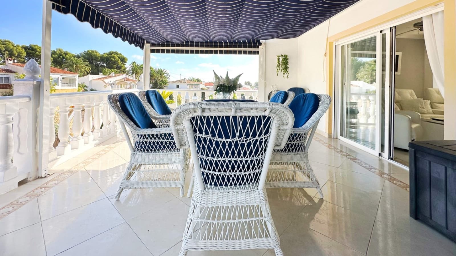 4 slaapkamer Villa te koop in La Nucia met zwembad garage - € 560.000 (Ref: 9444918)