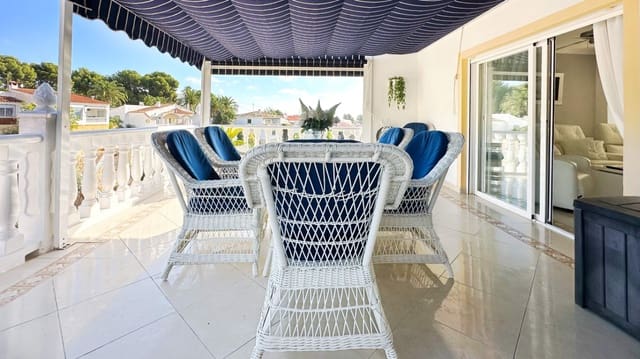 4 makuuhuone Huvila myytävänä paikassa Coloma  , La Nucia mukana uima-altaan 
autotalli - 560 000 € (Ref: 9444918)