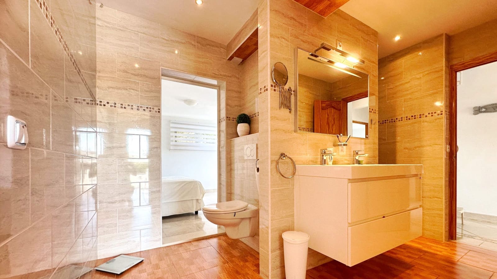 4 slaapkamer Villa te koop in La Nucia met zwembad garage - € 560.000 (Ref: 9444918)