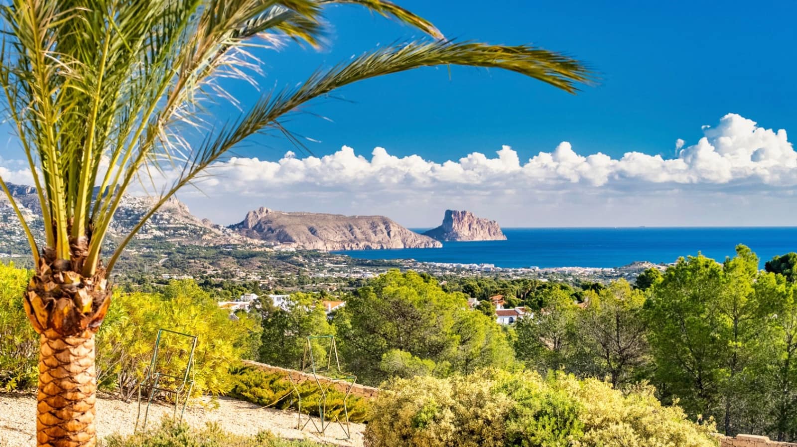 8 Zimmer Villa zu verkaufen in La Nucia mit Pool Garage - 4.200.000 € (Ref: 9444919)