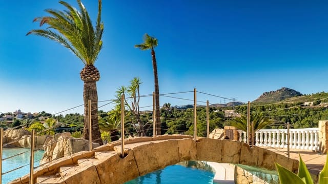 8 Zimmer Villa zu verkaufen in Coloma  , La Nucia mit Pool Garage - 4.200.000 € (Ref: 9444919)