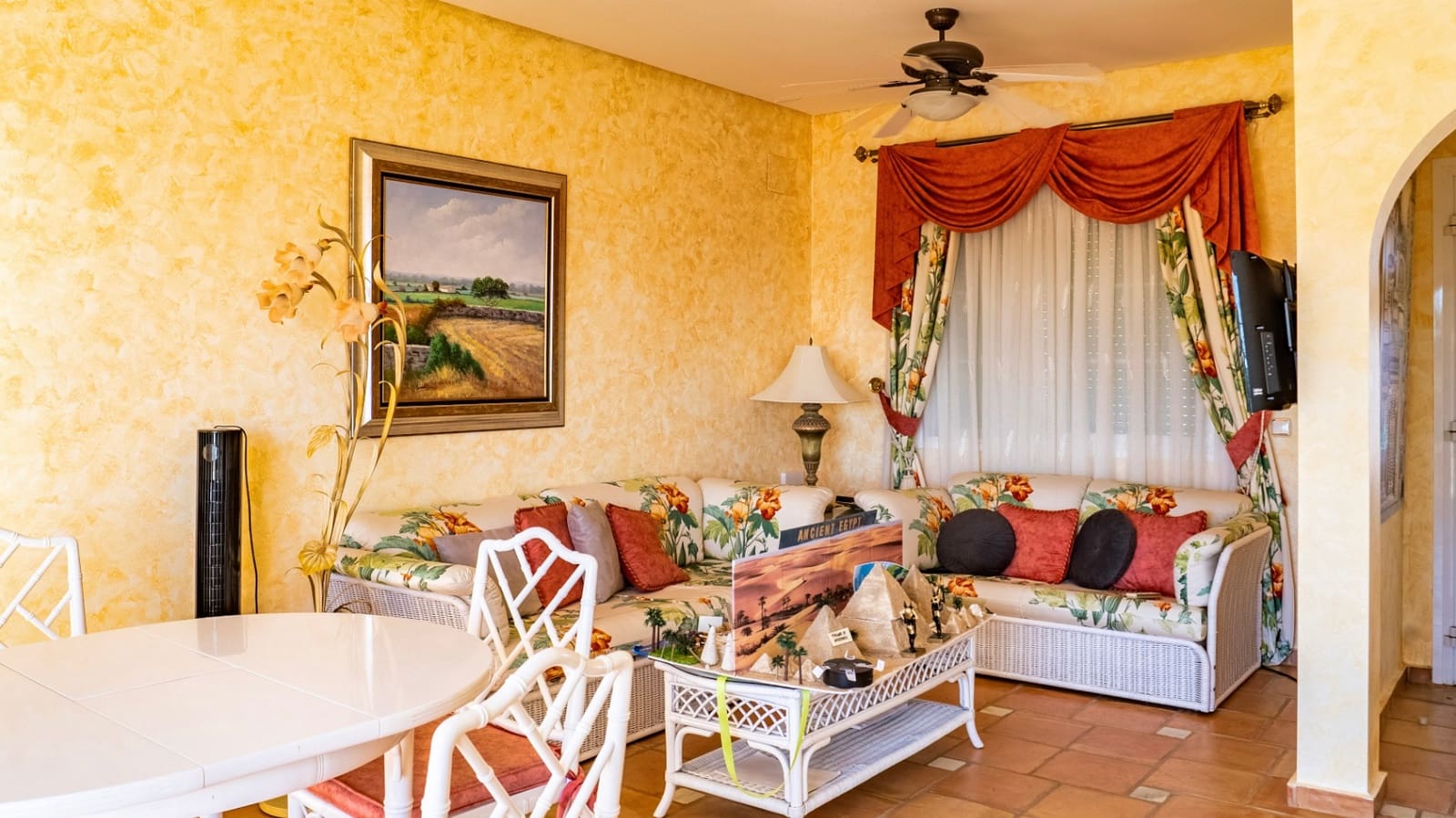 8 Zimmer Villa zu verkaufen in La Nucia mit Pool Garage - 4.200.000 € (Ref: 9444919)