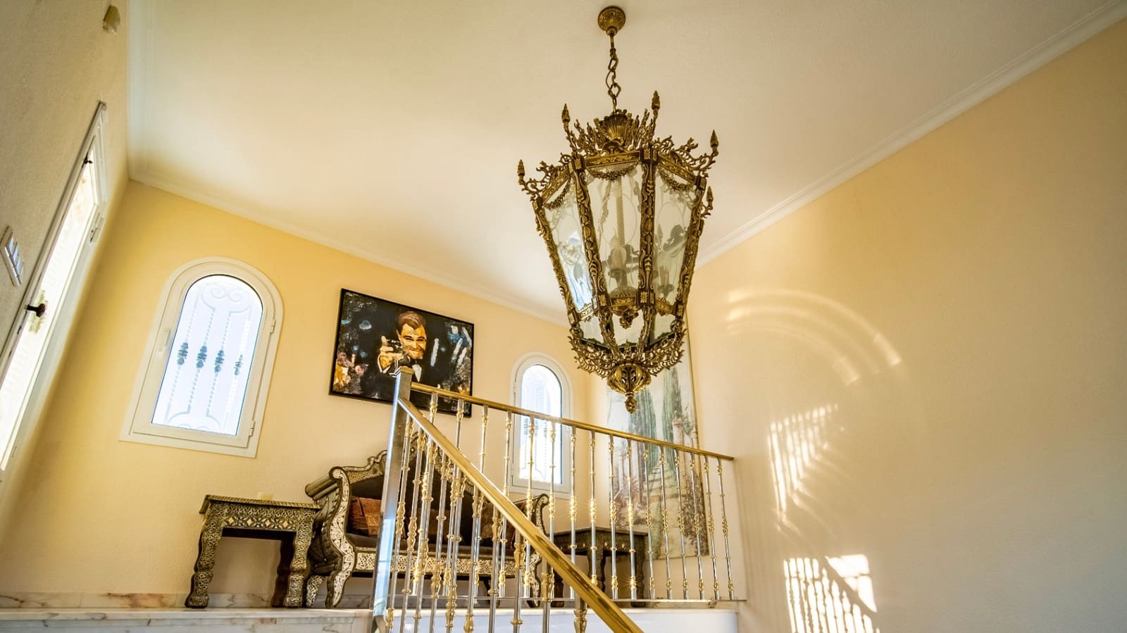 8 Zimmer Villa zu verkaufen in La Nucia mit Pool Garage - 4.200.000 € (Ref: 9444919)