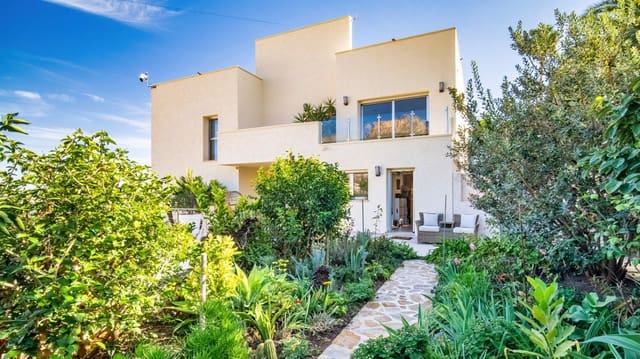 4 makuuhuone Huvila myytävänä paikassa Maryvilla, Calpe / Calp mukana uima-altaan 
autotalli - 4 200 000 € (Ref: 9444920)