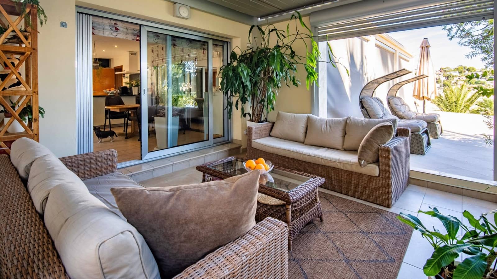 4 makuuhuone Huvila myytävänä paikassa Calpe / Calp mukana uima-altaan 
autotalli - 4 200 000 € (Ref: 9444920)