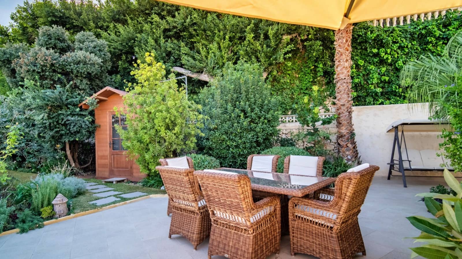 4 makuuhuone Huvila myytävänä paikassa Calpe / Calp mukana uima-altaan 
autotalli - 4 200 000 € (Ref: 9444920)