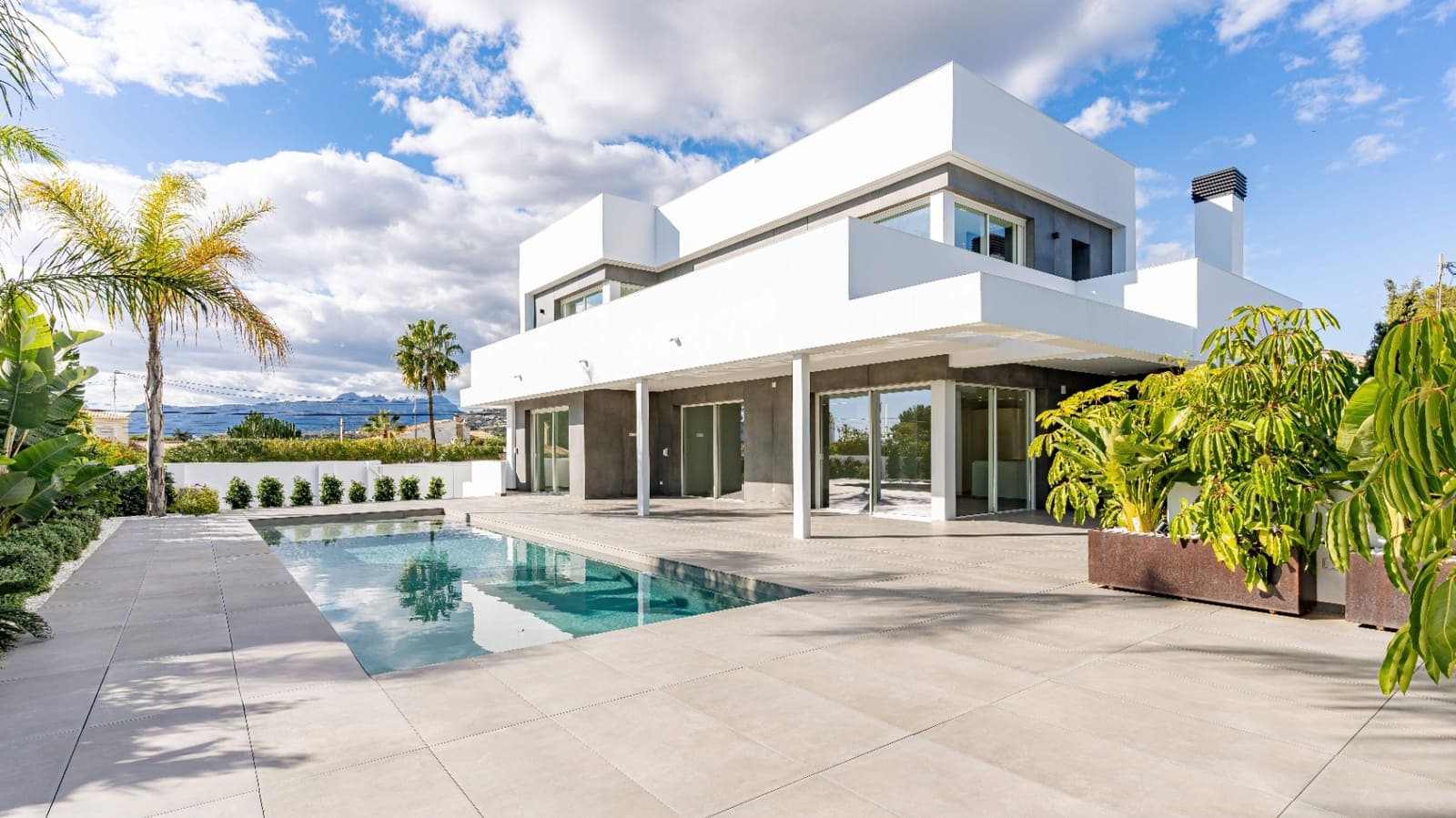 6 soverom Villa til salgs i Moraira med svømmebasseng - € 2 400 000 (Ref: 9444921)
