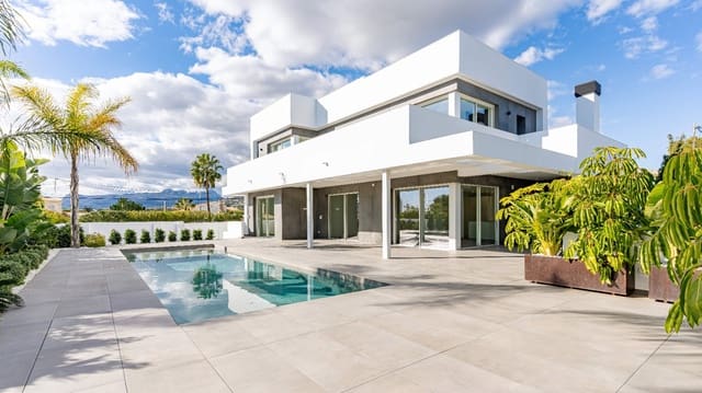 6 soverom Villa til salgs i Moraira, Teulada-Moraira med svømmebasseng - € 2 400 000 (Ref: 9444921)