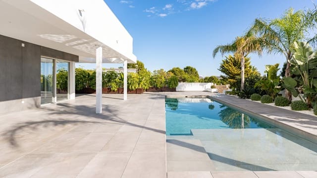 6 soverom Villa til salgs i Moraira, Teulada-Moraira med svømmebasseng - € 2 400 000 (Ref: 9444921)