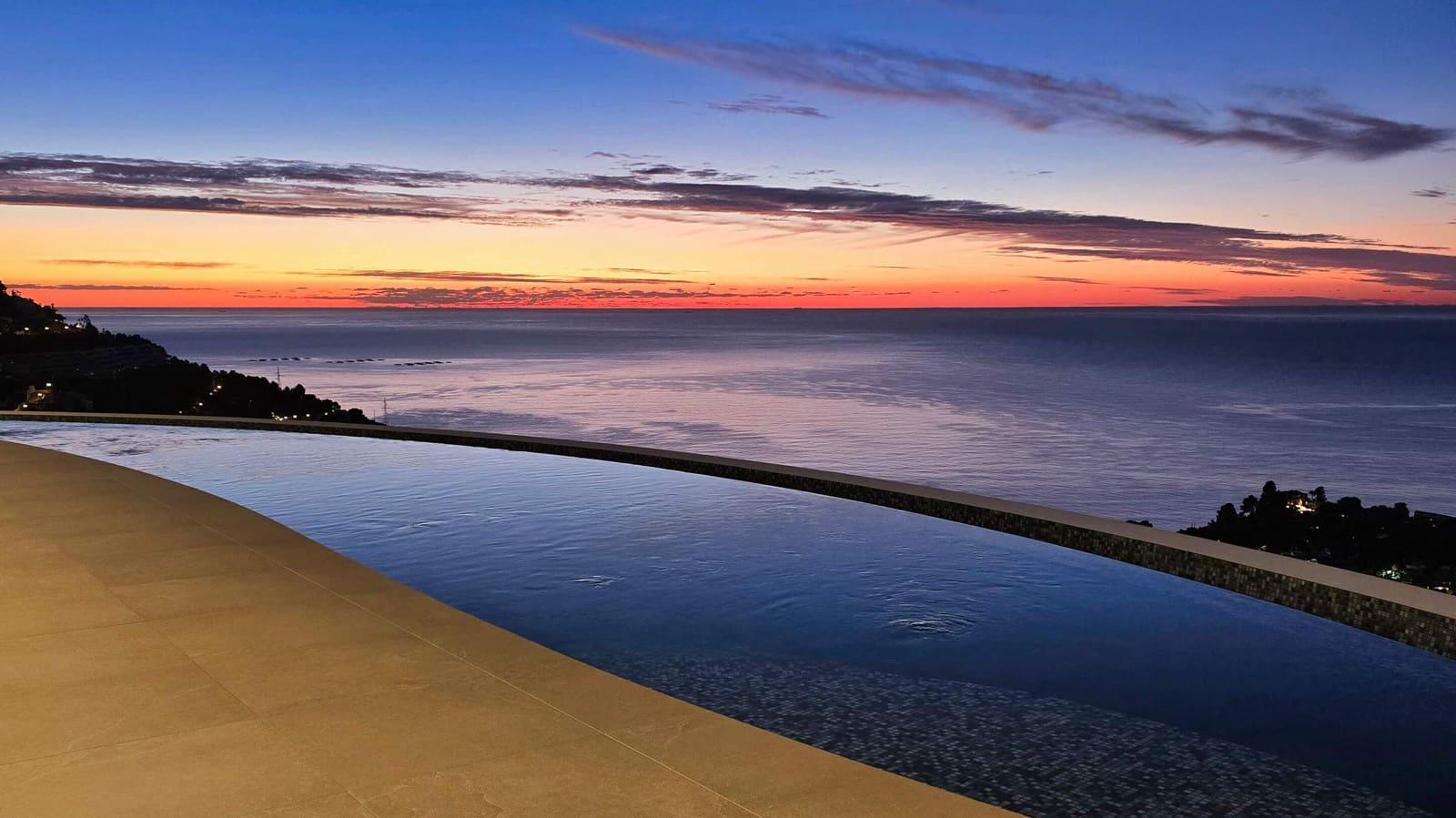 Chalet de 5 habitaciones en Altea en venta con piscina garaje - 3.995.000 € (Ref: 9446930)