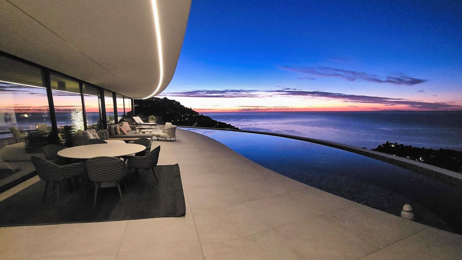 Chalet de 5 habitaciones en Altea en venta con piscina garaje - 3.995.000 € (Ref: 9446930)