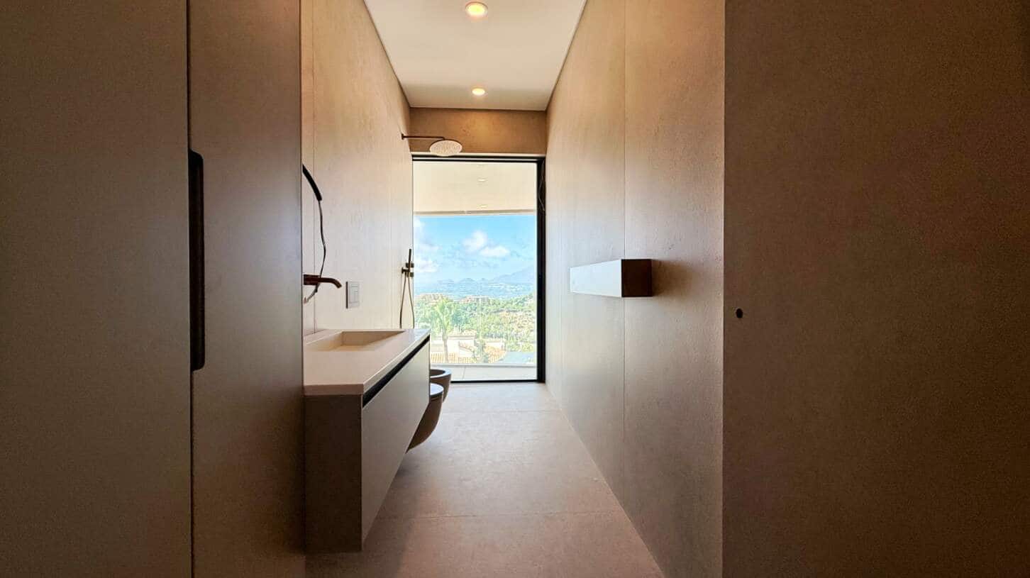 4 bedroom Villa for sale in Altea with pool garage - € 3,300,000 (Ref: 9453440)