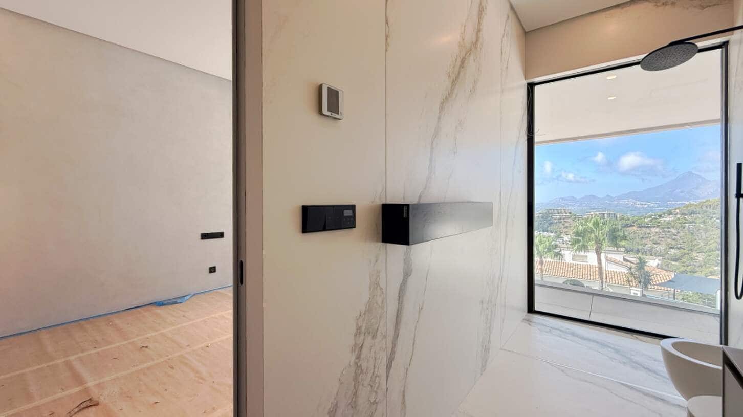 4 bedroom Villa for sale in Altea with pool garage - € 3,300,000 (Ref: 9453440)