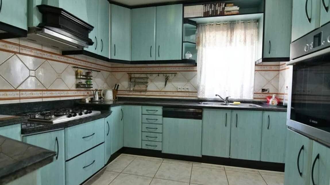 5 makuuhuone Huvila myytävänä paikassa Calpe / Calp mukana uima-altaan 
autotalli - 895 000 € (Ref: 9459630)