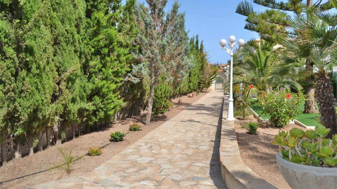 5 makuuhuone Huvila myytävänä paikassa Calpe / Calp mukana uima-altaan 
autotalli - 895 000 € (Ref: 9459630)