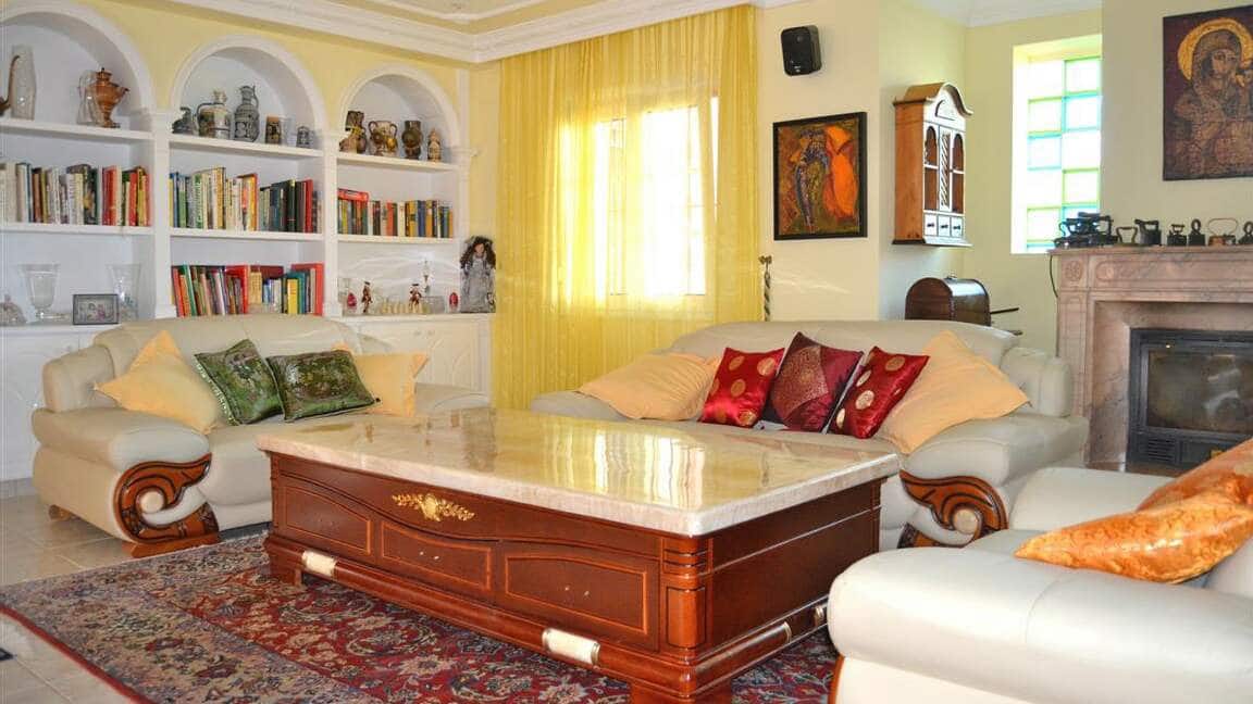 5 makuuhuone Huvila myytävänä paikassa Calpe / Calp mukana uima-altaan 
autotalli - 895 000 € (Ref: 9459630)