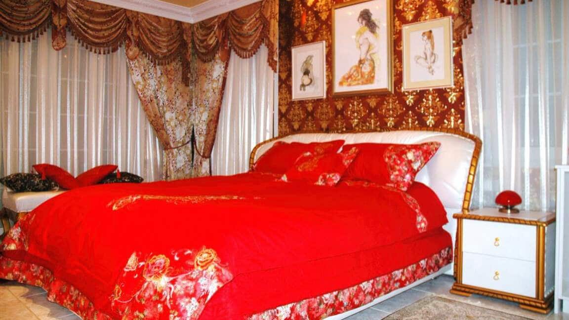 5 makuuhuone Huvila myytävänä paikassa Calpe / Calp mukana uima-altaan 
autotalli - 895 000 € (Ref: 9459630)