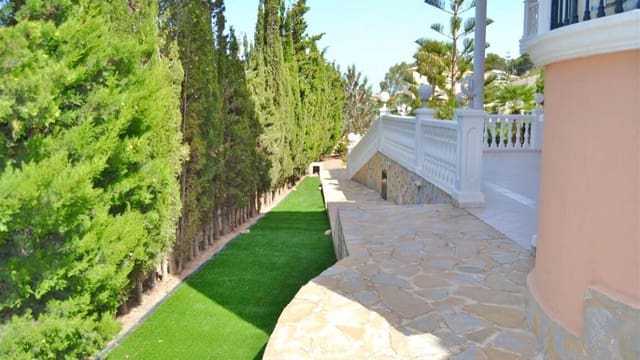 5 makuuhuone Huvila myytävänä paikassa Maryvilla, Calpe / Calp mukana uima-altaan 
autotalli - 895 000 € (Ref: 9459630)