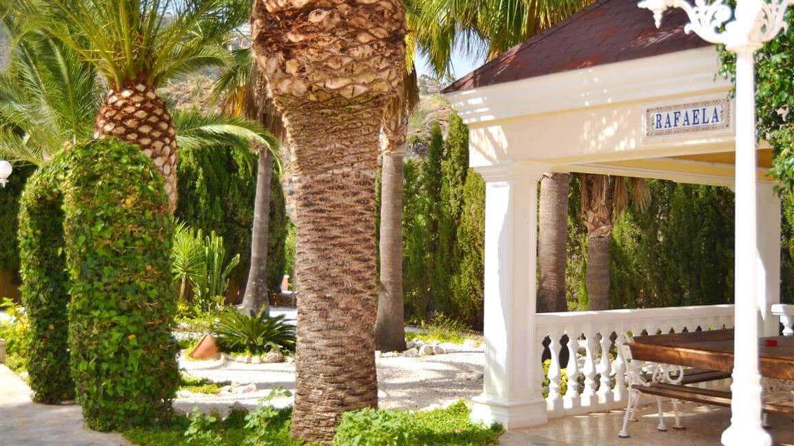 5 makuuhuone Huvila myytävänä paikassa Calpe / Calp mukana uima-altaan 
autotalli - 895 000 € (Ref: 9459630)