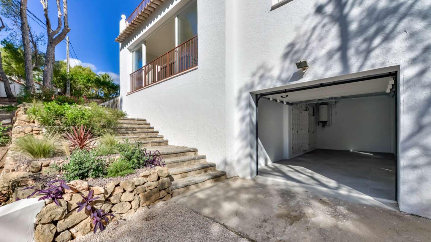 3 soverom Villa til salgs i Altea la Vella med svømmebasseng garasje - € 695 000 (Ref: 9466022)