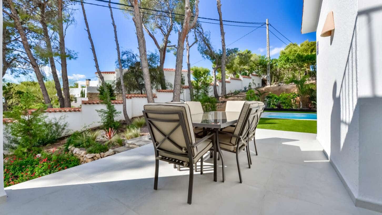 3 soverom Villa til salgs i Altea la Vella med svømmebasseng garasje - € 695 000 (Ref: 9466022)