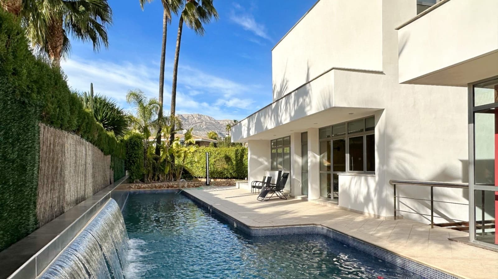 5 bedroom Villa for sale in Benidorm with pool garage - € 1,250,000 (Ref: 9494867)