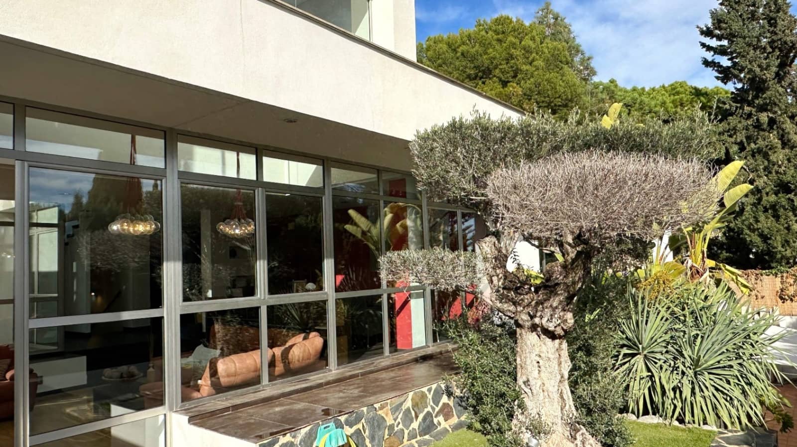 5 bedroom Villa for sale in Benidorm with pool garage - € 1,250,000 (Ref: 9494867)