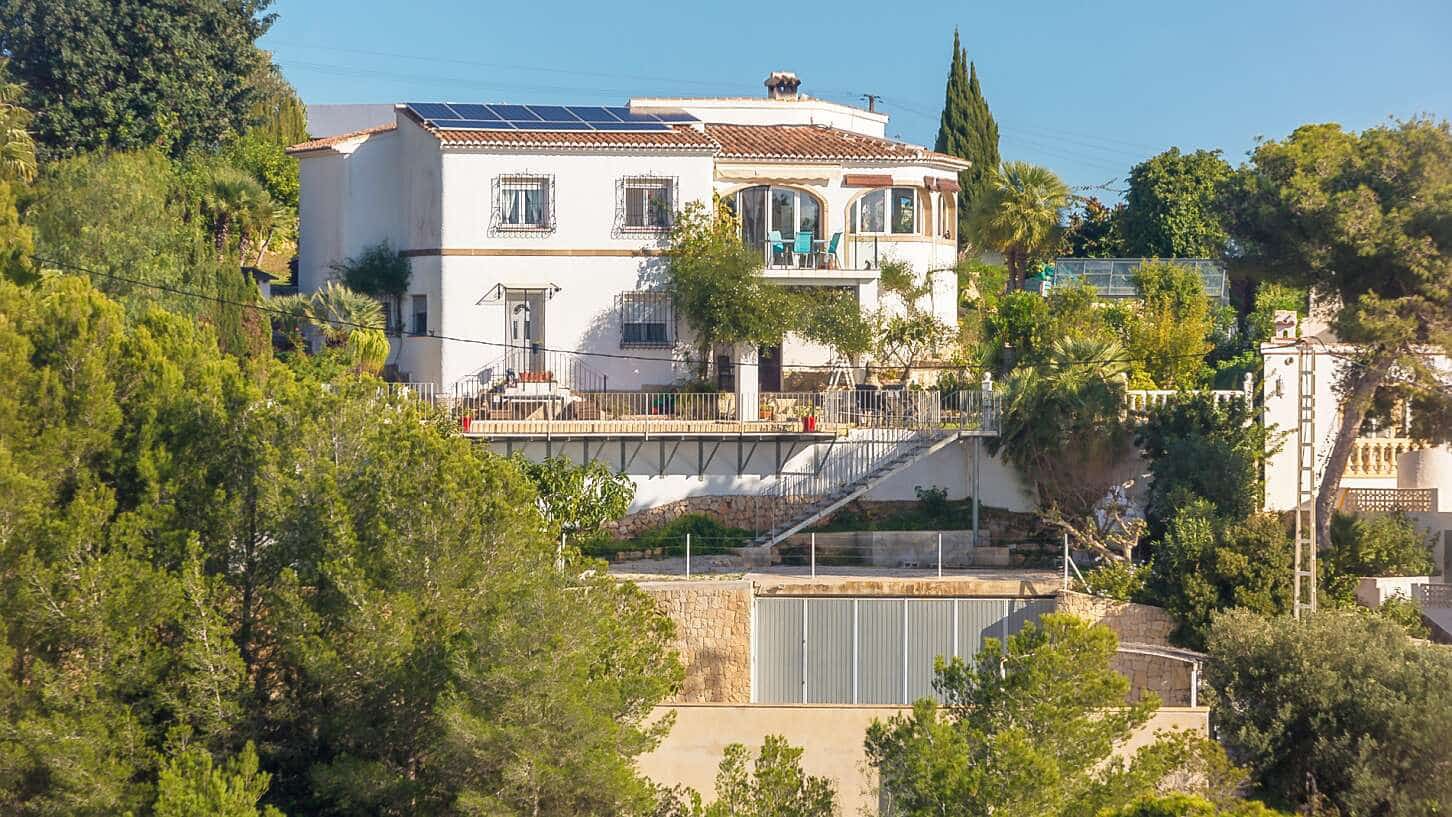 4 bedroom Villa for sale in Javea / Xabia with pool garage - € 1,400,000 (Ref: 9494868)