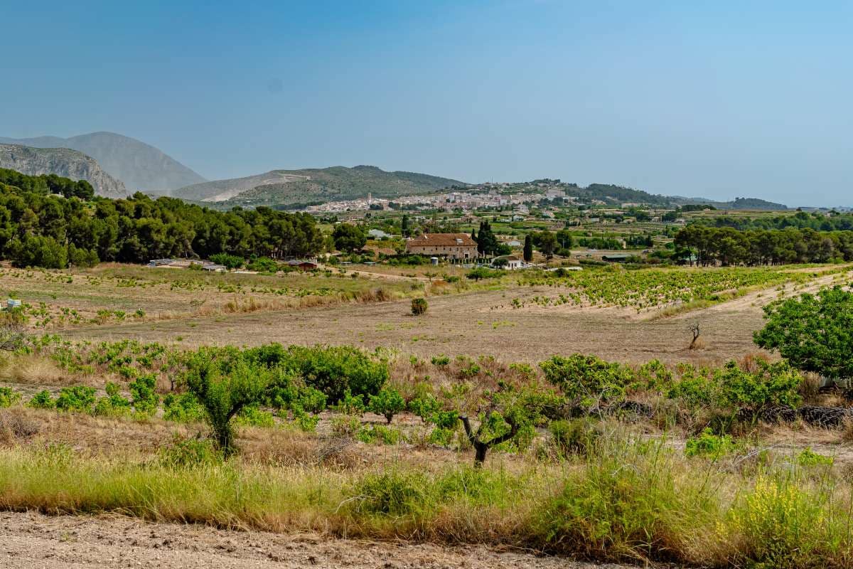 4 bedroom Villa for sale in Moraira with pool - € 1,745,000 (Ref: 9494873)