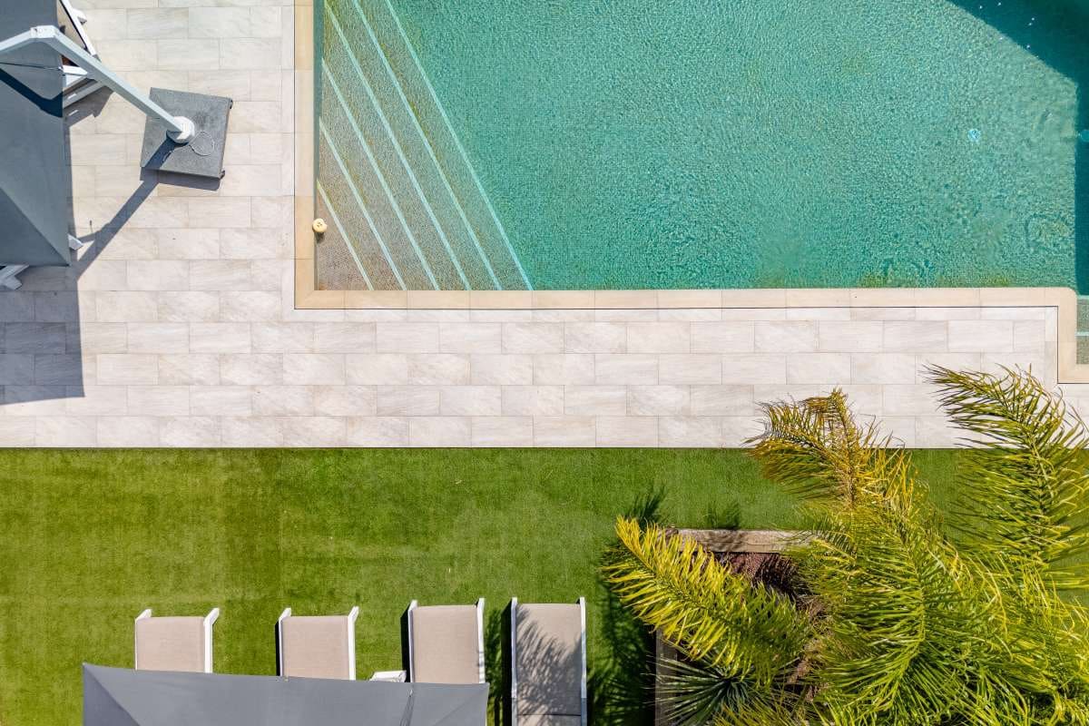 4 bedroom Villa for sale in Moraira with pool - € 1,745,000 (Ref: 9494873)