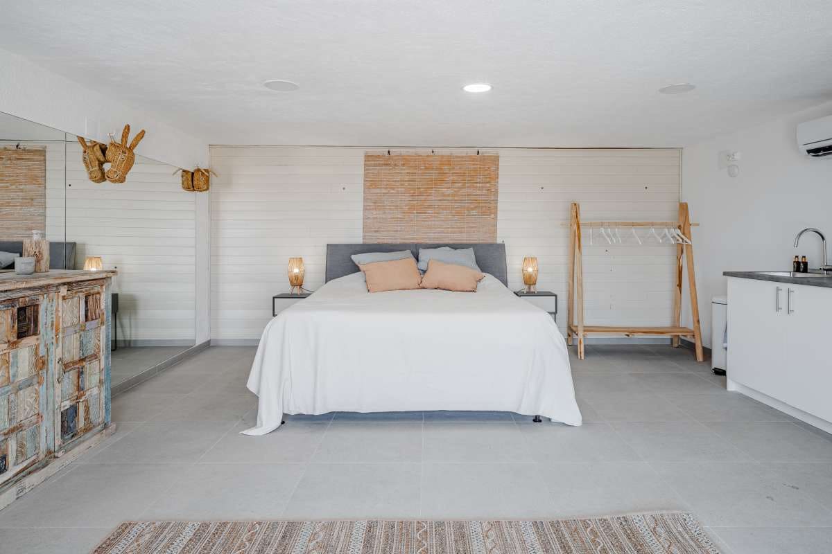 4 bedroom Villa for sale in Moraira with pool - € 1,745,000 (Ref: 9494873)