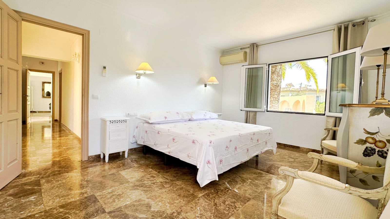 4 sypialnia Willa na sprzedaż w Altea z basenem garażem - 775 000 € (Ref: 9494876)