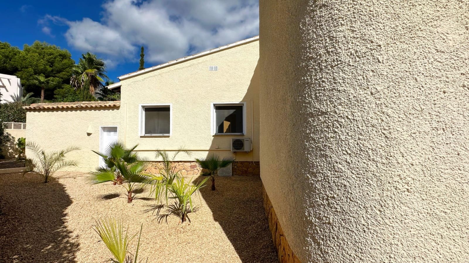 4 sypialnia Willa na sprzedaż w Altea z basenem garażem - 775 000 € (Ref: 9494876)