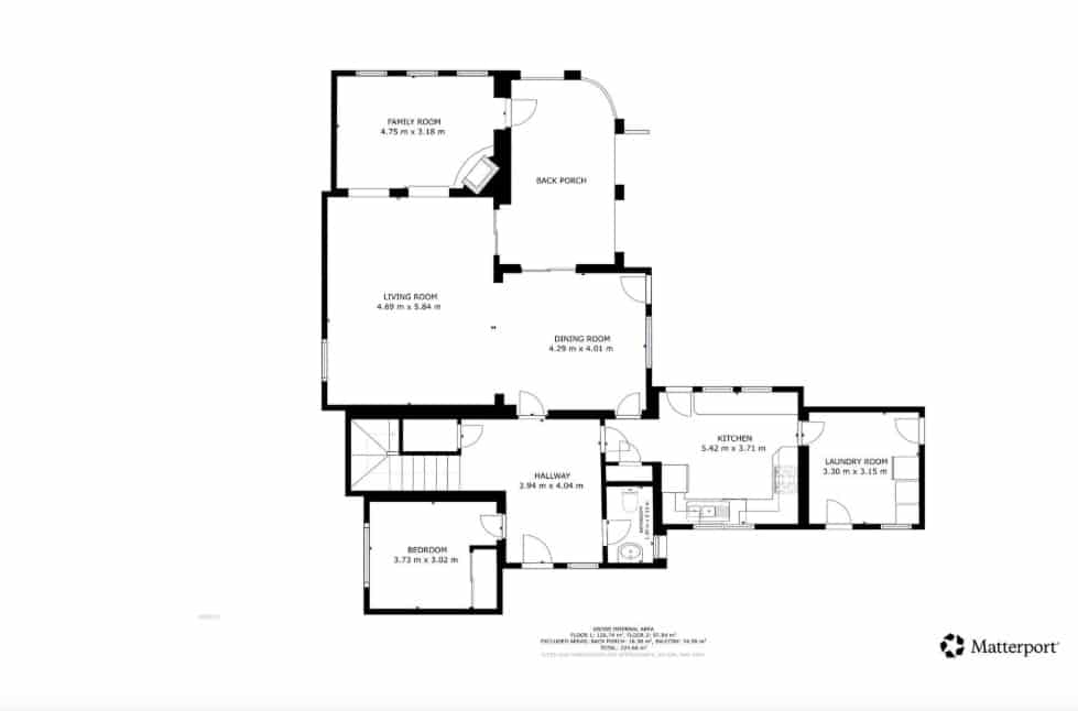 5 sypialnia Willa na sprzedaż w Altea z basenem garażem - 1 195 000 € (Ref: 9494877)