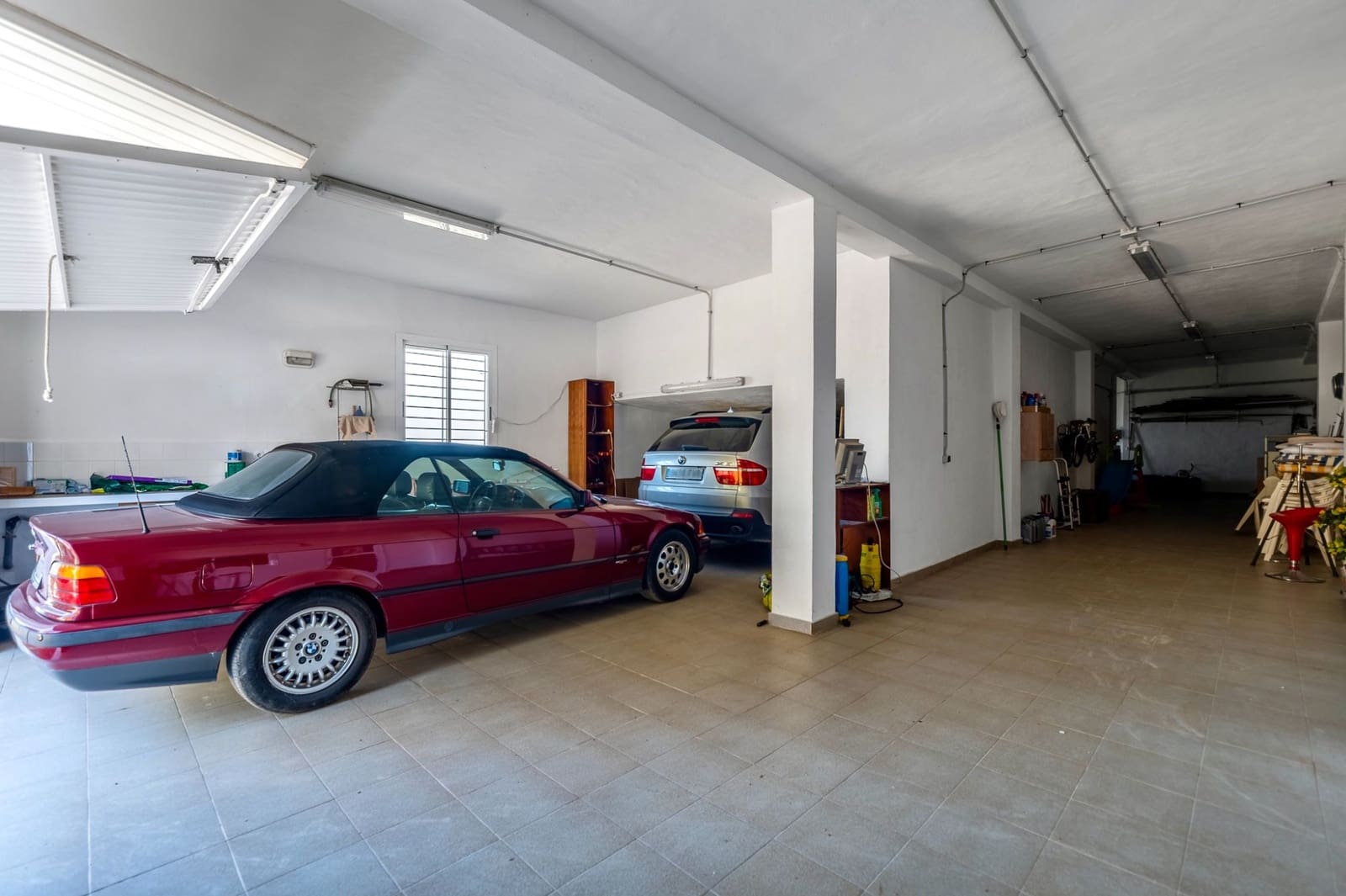 5 soveværelse Villa til salg i Callosa d'En Sarria med swimmingpool garage - € 890.000 (Ref: 9494881)