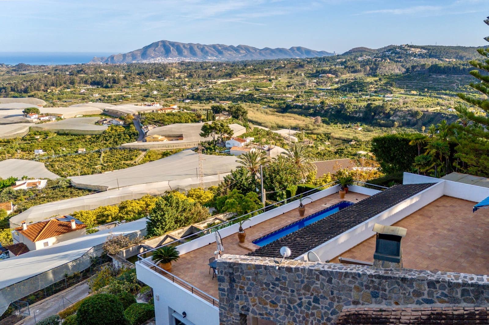 5 soveværelse Villa til salg i Callosa d'En Sarria med swimmingpool garage - € 890.000 (Ref: 9494881)