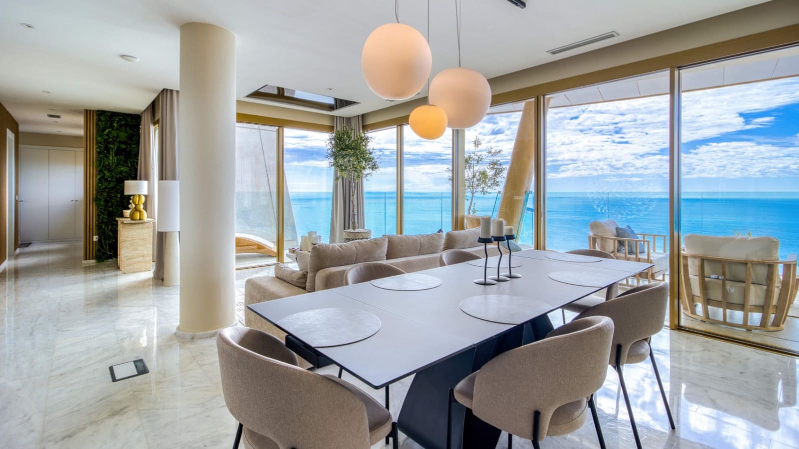 3 bedroom Apartment for sale in Benidorm with pool garage - € 1,785,000 (Ref: 9494883)