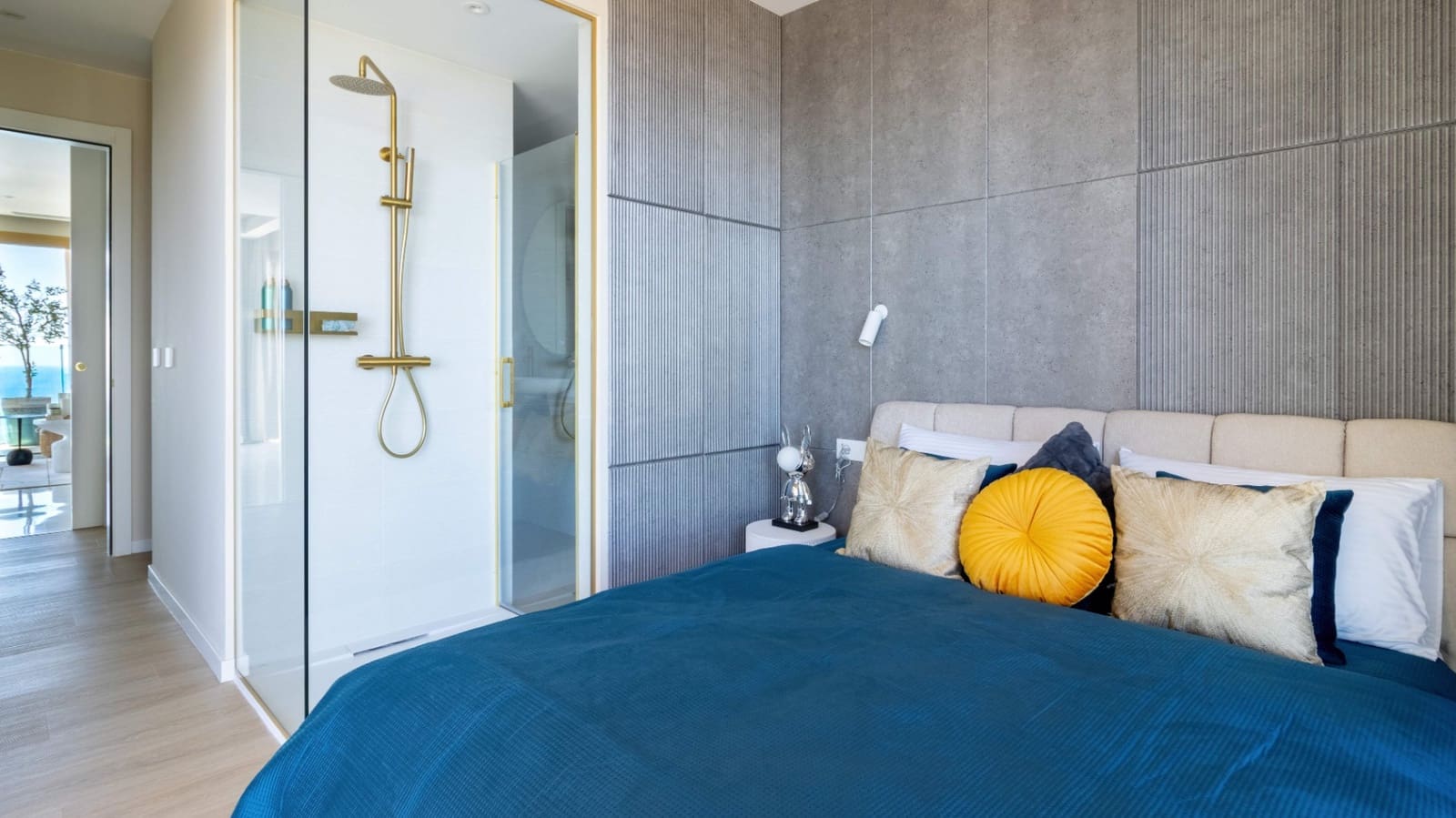 3 bedroom Apartment for sale in Benidorm with pool garage - € 1,785,000 (Ref: 9494883)