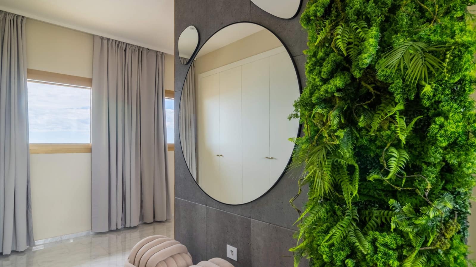 3 bedroom Apartment for sale in Benidorm with pool garage - € 1,785,000 (Ref: 9494883)