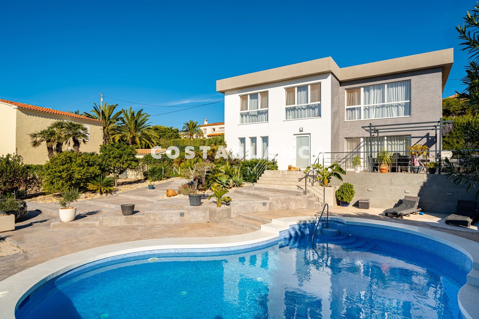 4 soveværelse Villa til salg i Calpe / Calp med swimmingpool garage - € 1.090.000 (Ref: 9494885)