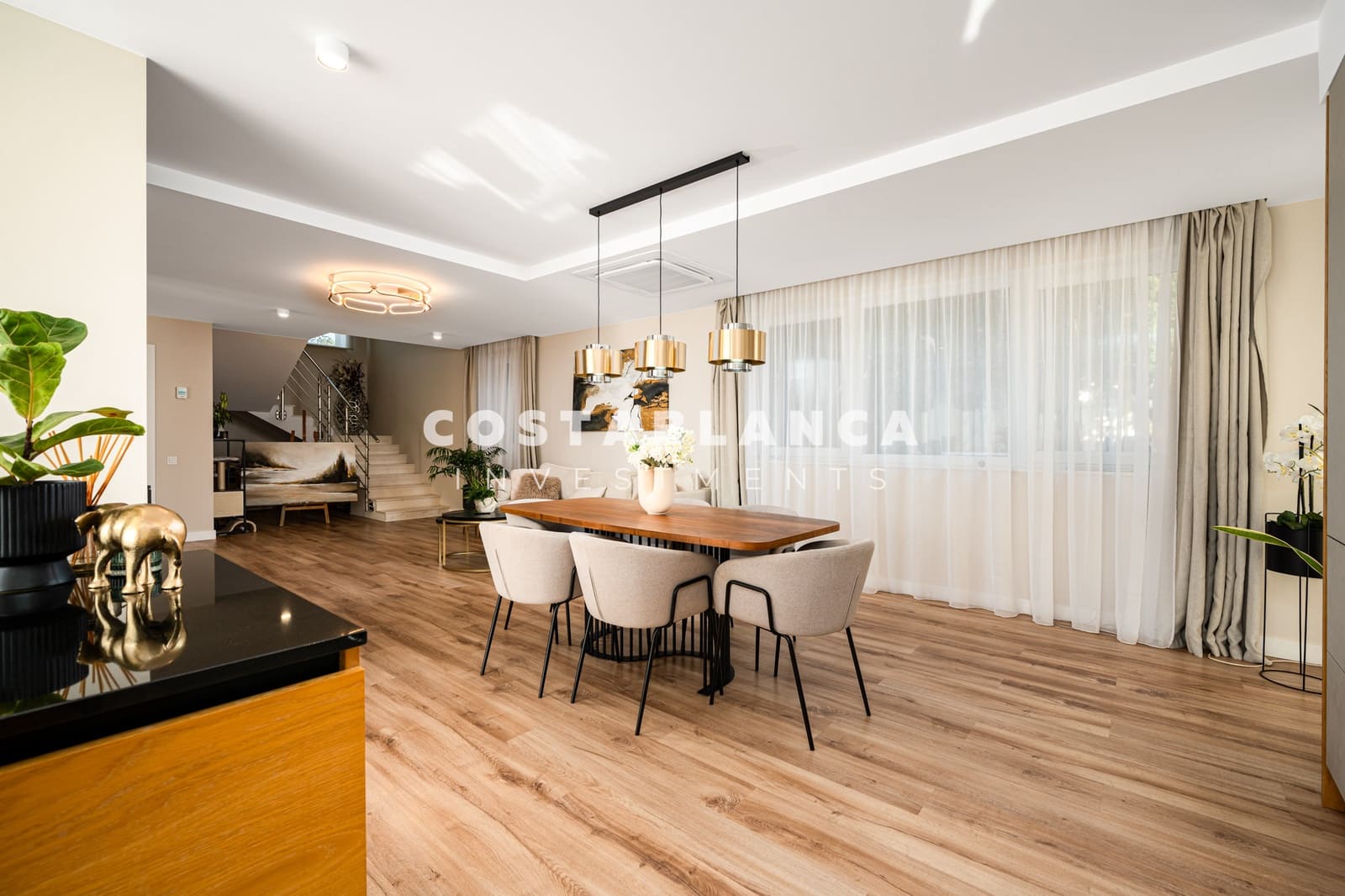 4 soveværelse Villa til salg i Calpe / Calp med swimmingpool garage - € 1.090.000 (Ref: 9494885)