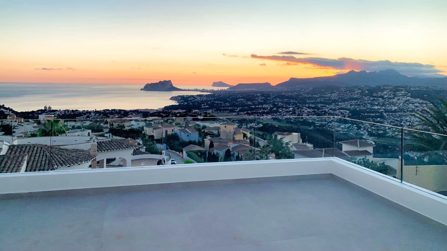 3 bedroom Villa for sale in Benitachell / Benitatxell with pool garage - € 2,495,000 (Ref: 9494886)