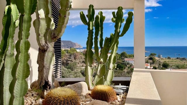 4 sypialnia Willa na sprzedaż w Altea z basenem garażem - 1 800 000 € (Ref: 9494887)