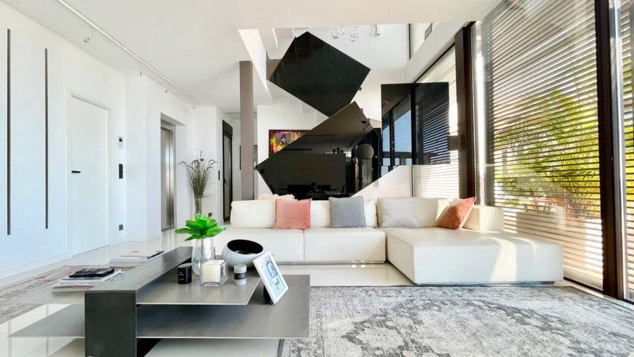 4 sypialnia Willa na sprzedaż w Altea z basenem garażem - 1 800 000 € (Ref: 9494887)