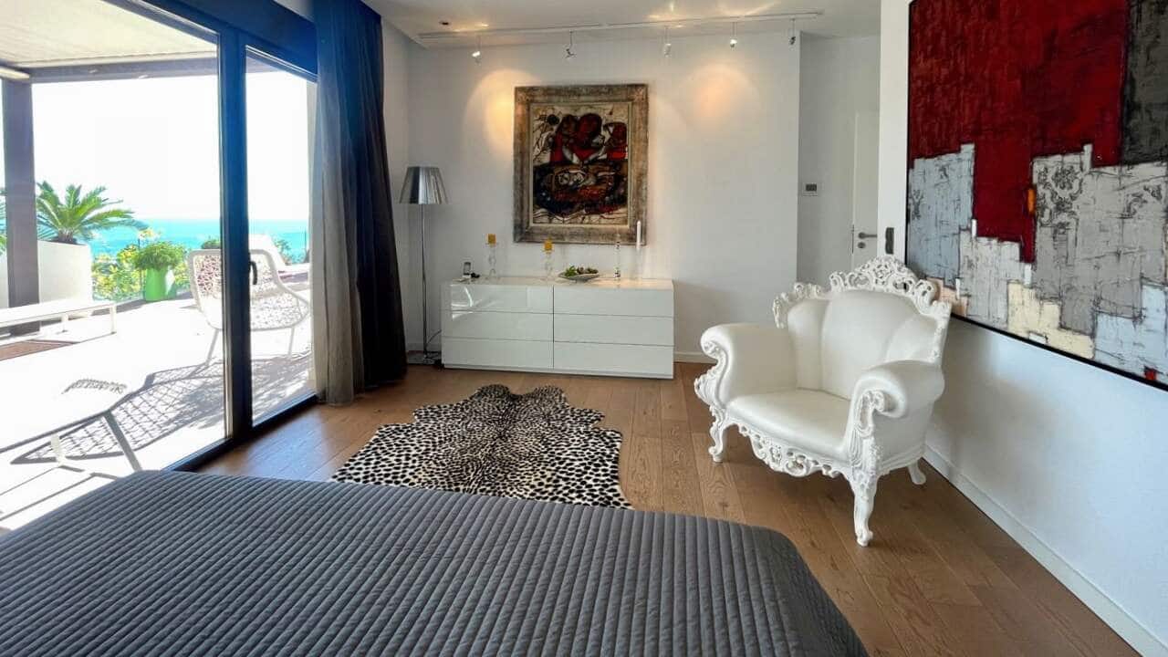 4 sypialnia Willa na sprzedaż w Altea z basenem garażem - 1 800 000 € (Ref: 9494887)