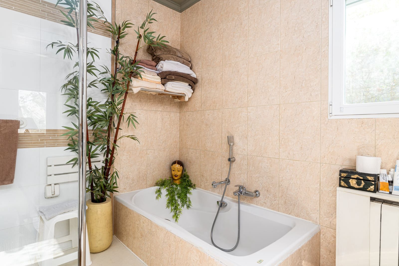 4 bedroom Villa for sale in Altea with pool garage - € 775,000 (Ref: 9494890)