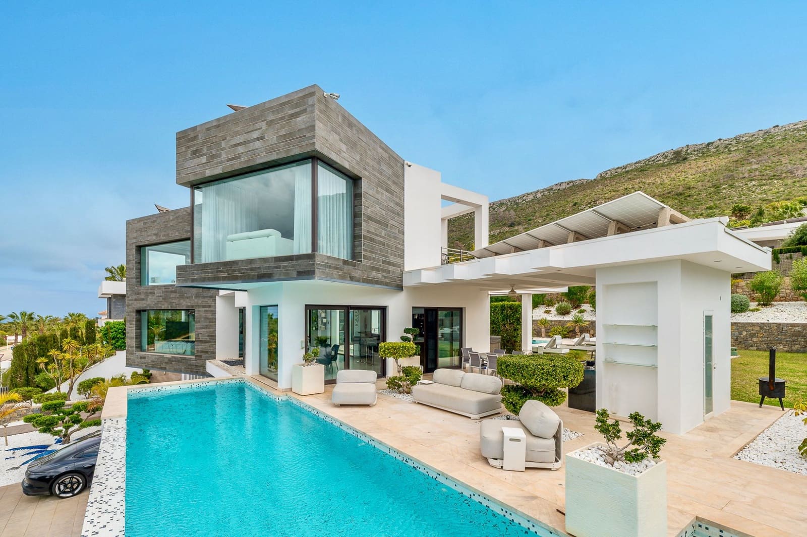 5 bedroom Villa for sale in Javea / Xabia with pool garage - € 2,350,000 (Ref: 9494891)