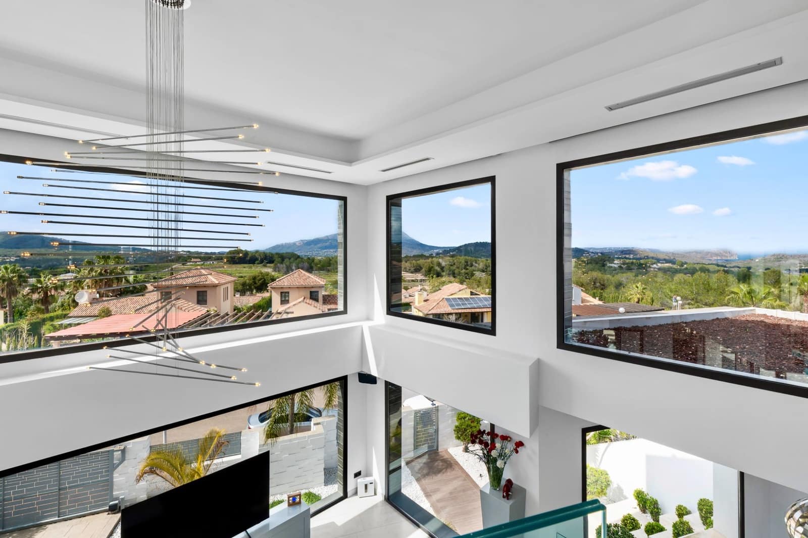 5 bedroom Villa for sale in Javea / Xabia with pool garage - € 2,350,000 (Ref: 9494891)