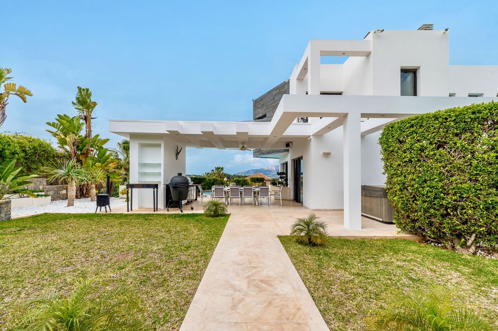 5 bedroom Villa for sale in Javea / Xabia with pool garage - € 2,350,000 (Ref: 9494891)