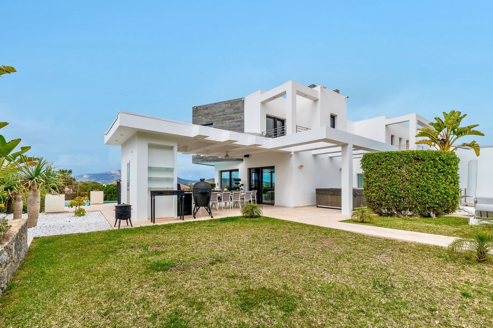 5 bedroom Villa for sale in Javea / Xabia with pool garage - € 2,350,000 (Ref: 9494891)